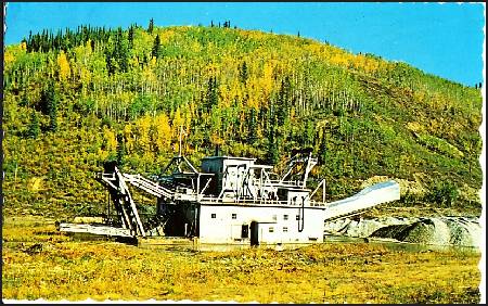 /images/imgs/america/united-states/alaska/dawson-city-0001.jpg - Gold Dredge at Dawson City