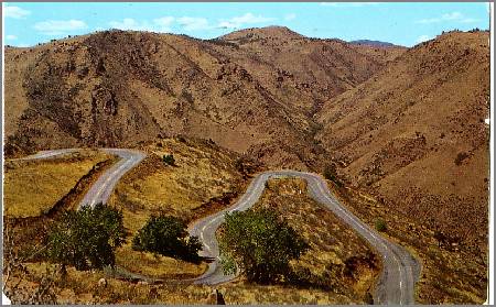 /images/imgs/america/united-states/colorado/lariat-trail-0001.jpg - Hairpin Curves on Lariat Trail