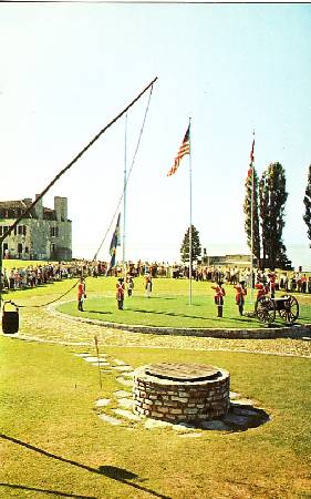 /images/imgs/america/united-states/new-york/youngstown-0001.jpg - Old Fort Niagara flag ceremony
