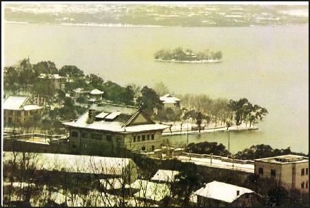 /images/imgs/asia/china/west-lake-0001.jpg - West Lake in Winter